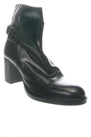 Дамски боти Alesya, Размер 37, Цвят Черен, Цена 135,49 €