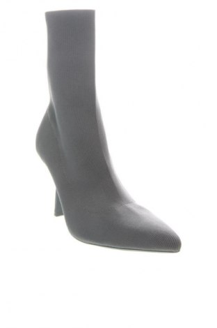 Γυναικεία μποτάκια Bershka, Μέγεθος 40, Χρώμα Γκρί, Τιμή 26,99 €