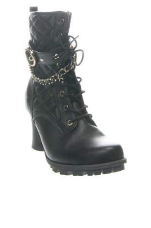 Botine de damă Mustang, Mărime 40, Culoare Negru, Preț 542,00 Lei