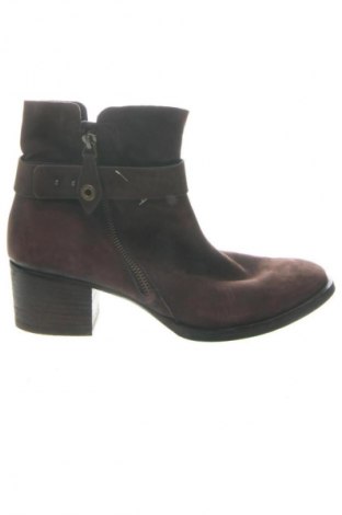 Damen Stiefeletten Paul Green, Größe 38, Farbe Braun, Preis € 110,00