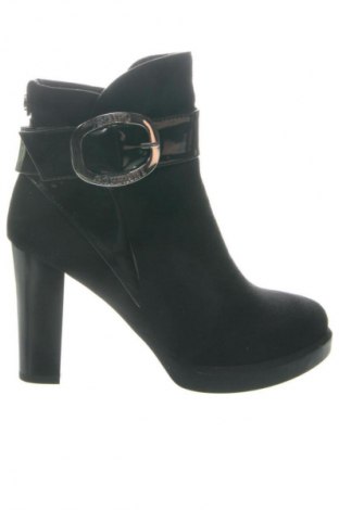 Дамски боти Solo Soprani, Размер 39, Цвят Черен, Цена 39,37 €