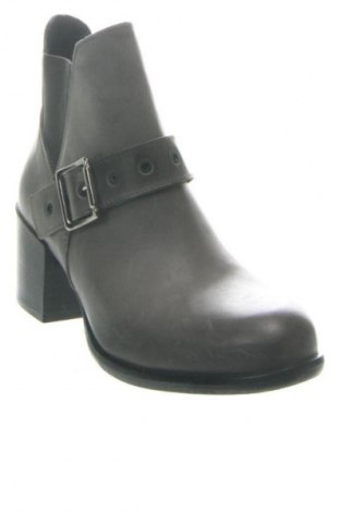 Дамски боти Stella, Размер 36, Цвят Сив, Цена 58,29 €