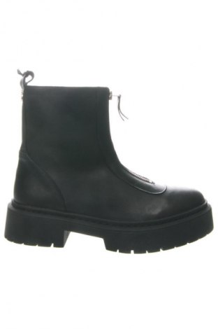 Γυναικεία μποτάκια Steve Madden, Μέγεθος 39, Χρώμα Μαύρο, Τιμή 117,99 €