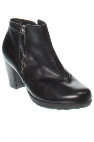 Γυναικεία μποτάκια Tamaris, Μέγεθος 36, Χρώμα Μαύρο, Τιμή 58,23 €