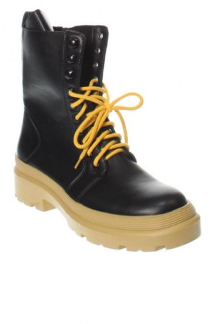 Γυναικεία μποτάκια Unbranded, Μέγεθος 38, Χρώμα Μαύρο, Τιμή 32,00 €