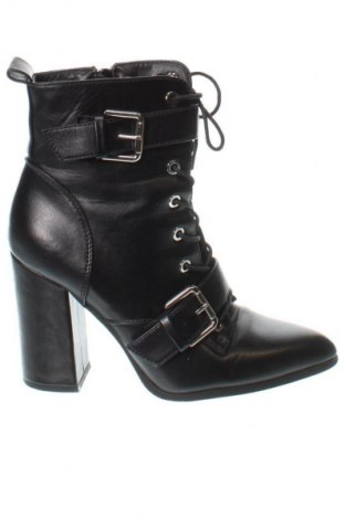 Γυναικεία μποτάκια Unbranded, Μέγεθος 38, Χρώμα Μαύρο, Τιμή 32,00 €