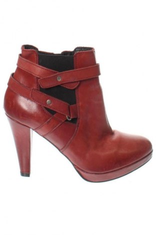 Дамски боти Unbranded, Размер 40, Цвят Червен, Цена 52,00 €