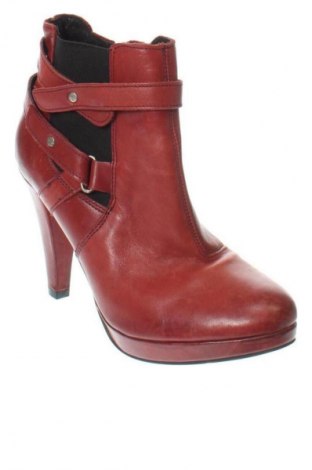 Дамски боти Unbranded, Размер 40, Цвят Червен, Цена 52,00 €