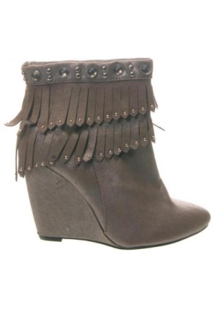 Γυναικεία μποτάκια Unbranded, Μέγεθος 38, Χρώμα  Μπέζ, Τιμή 39,37 €