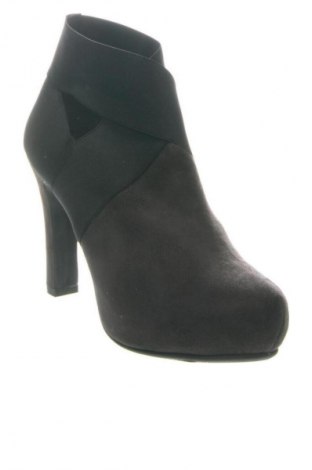 Дамски боти Unbranded, Размер 40, Цвят Сив, Цена 39,37 €