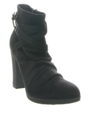 Дамски боти Unbranded, Размер 36, Цвят Черен, Цена 39,37 €