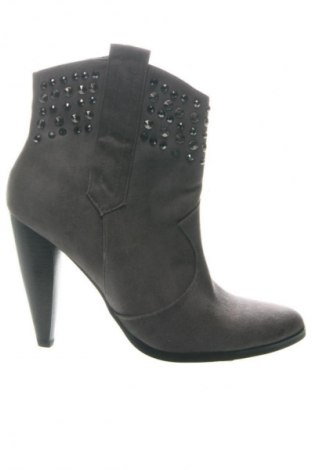 Дамски боти Unbranded, Размер 39, Цвят Сив, Цена 39,37 €