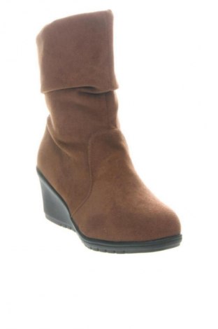 Дамски боти Unbranded, Размер 35, Цвят Кафяв, Цена 39,37 €