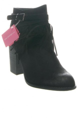 Dámské boty  You Young Coveri, Velikost 40, Barva Černá, Cena  1 116,00 Kč