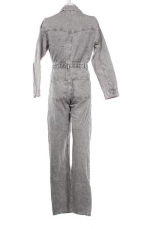 Langer Damen-Overall Bershka, Größe S, Farbe Grau, Preis 25,00 €