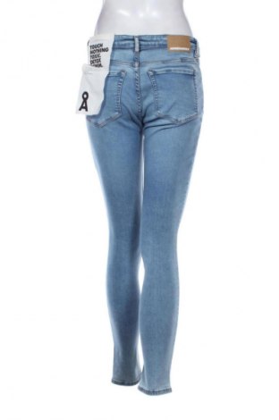 Női farmernadrág Armedangels, Méret S, Szín Kék, Ár 44 009 Ft