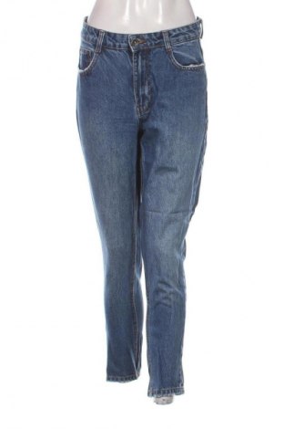 Дамски дънки Bershka, Размер M, Цвят Син, Цена 14,77 €