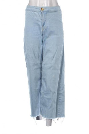 Damskie jeansy Bershka, Rozmiar S, Kolor Niebieski, Cena 79,47 zł