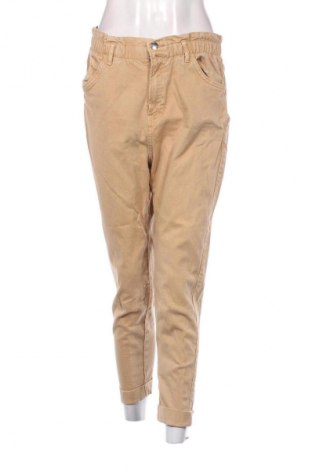 Дамски дънки Bershka, Размер M, Цвят Бежов, Цена 13,80 €