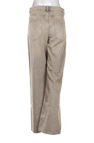 Дамски дънки Bershka, Размер L, Цвят Бежов, Цена 15,00 €