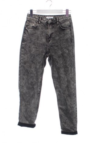 Blugi de femei Bershka, Mărime XS, Culoare Gri, Preț 78,20 Lei