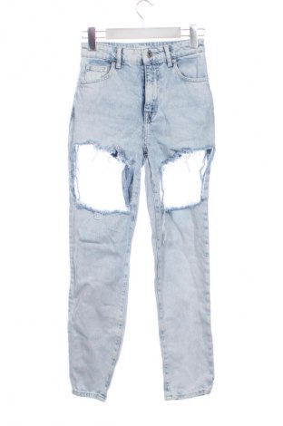 Blugi de femei Bershka, Mărime XS, Culoare Albastru, Preț 78,20 Lei