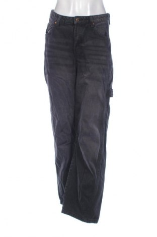 Дамски дънки Bershka, Размер S, Цвят Сив, Цена 15,00 €