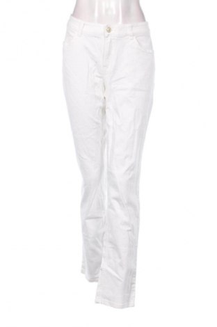 Damskie jeansy C&A, Rozmiar L, Kolor Biały, Cena 72,99 zł