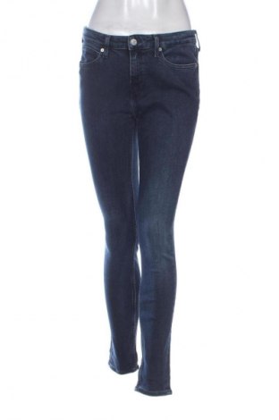 Дамски дънки Calvin Klein Jeans, Размер M, Цвят Син, Цена 35,00 €