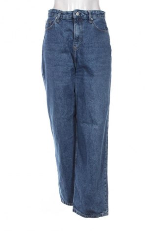 Blugi de femei Calvin Klein Jeans, Mărime S, Culoare Albastru, Preț 164,99 Lei