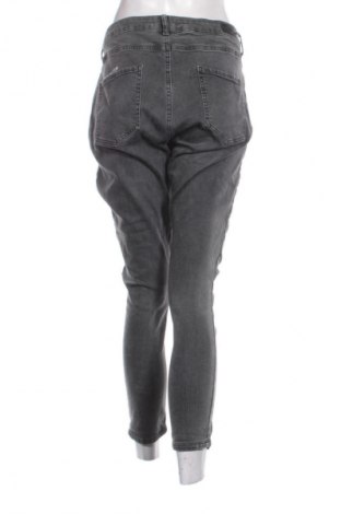 Damskie jeansy Cartoon, Rozmiar XXL, Kolor Szary, Cena 80,38 zł