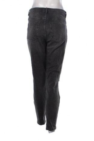 Дамски дънки Cropp, Размер L, Цвят Сив, Цена 21,00 €