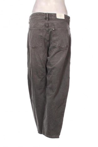 Damskie jeansy H&M, Rozmiar S, Kolor Szary, Cena 64,99 zł