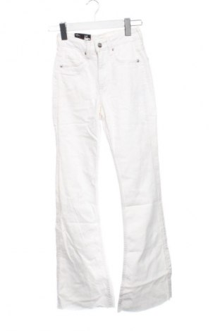 Damskie jeansy H&M Divided, Rozmiar XXS, Kolor Biały, Cena 51,99 zł