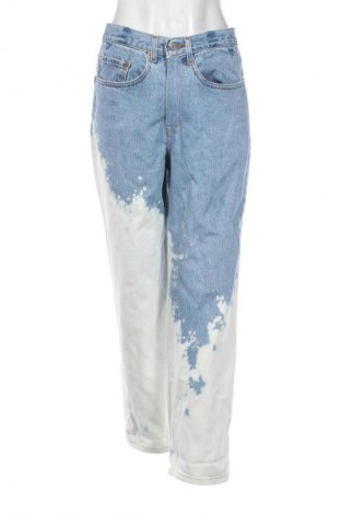 Дамски дънки Levi's, Размер M, Цвят Многоцветен, Цена 38,35 €