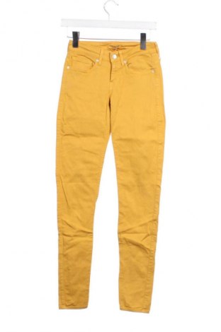 Дамски дънки Levi's, Размер XS, Цвят Оранжев, Цена 60,82 €