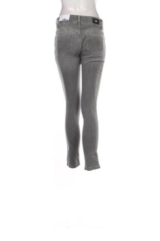 Дамски дънки Ltb, Размер M, Цвят Сив, Цена 48,06 €