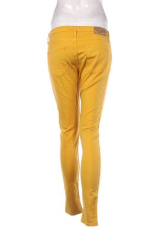 Дамски дънки Mango, Размер M, Цвят Оранжев, Цена 12,27 €