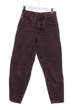 Дамски дънки Mustang, Размер XS, Цвят Червен, Цена 11,75 €