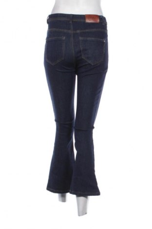 Damskie jeansy ONLY, Rozmiar S, Kolor Niebieski, Cena 80,38 zł