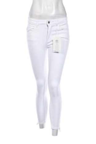 Damskie jeansy ONLY, Rozmiar M, Kolor Biały, Cena 207,99 zł