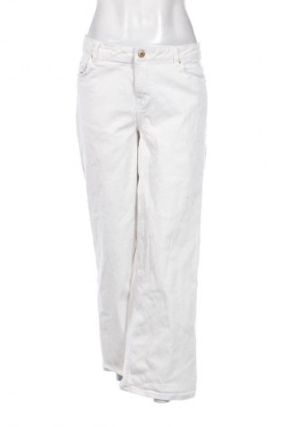 Дамски дънки Pieces, Размер L, Цвят Бял, Цена 17,00 €