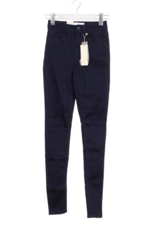 Дамски дънки Pieces, Размер XXS, Цвят Син, Цена 39,00 €