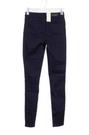 Дамски дънки Pieces, Размер XS, Цвят Син, Цена 39,00 €