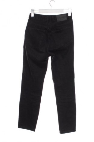 Дамски дънки Pull&Bear, Размер S, Цвят Черен, Цена 14,82 €