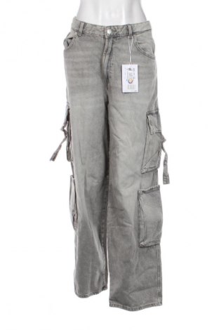 Damskie jeansy Pull&Bear, Rozmiar XL, Kolor Kolorowy, Cena 123,99 zł