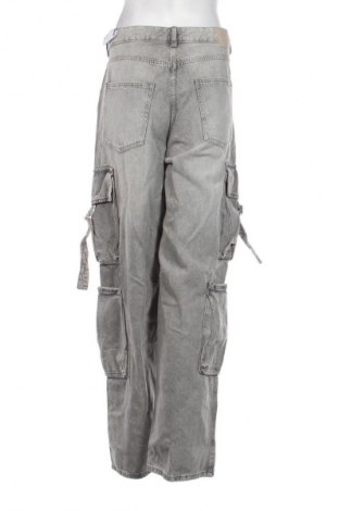 Damskie jeansy Pull&Bear, Rozmiar XL, Kolor Kolorowy, Cena 123,99 zł