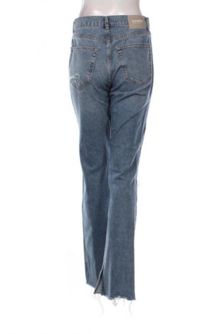 Дамски дънки Pull&Bear, Размер M, Цвят Син, Цена 15,00 €