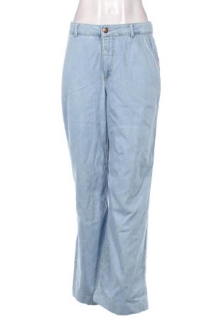 Damskie jeansy Rinascimento, Rozmiar M, Kolor Niebieski, Cena 205,00 zł