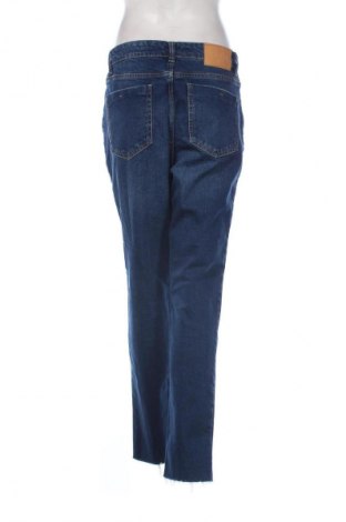 Дамски дънки Sinsay, Размер M, Цвят Син, Цена 15,00 €